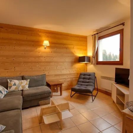 6-7 Pers. Au Pied Des Pistes Avec Balcon Et Parking A 1100 - Fr-1-642-44 Apartment